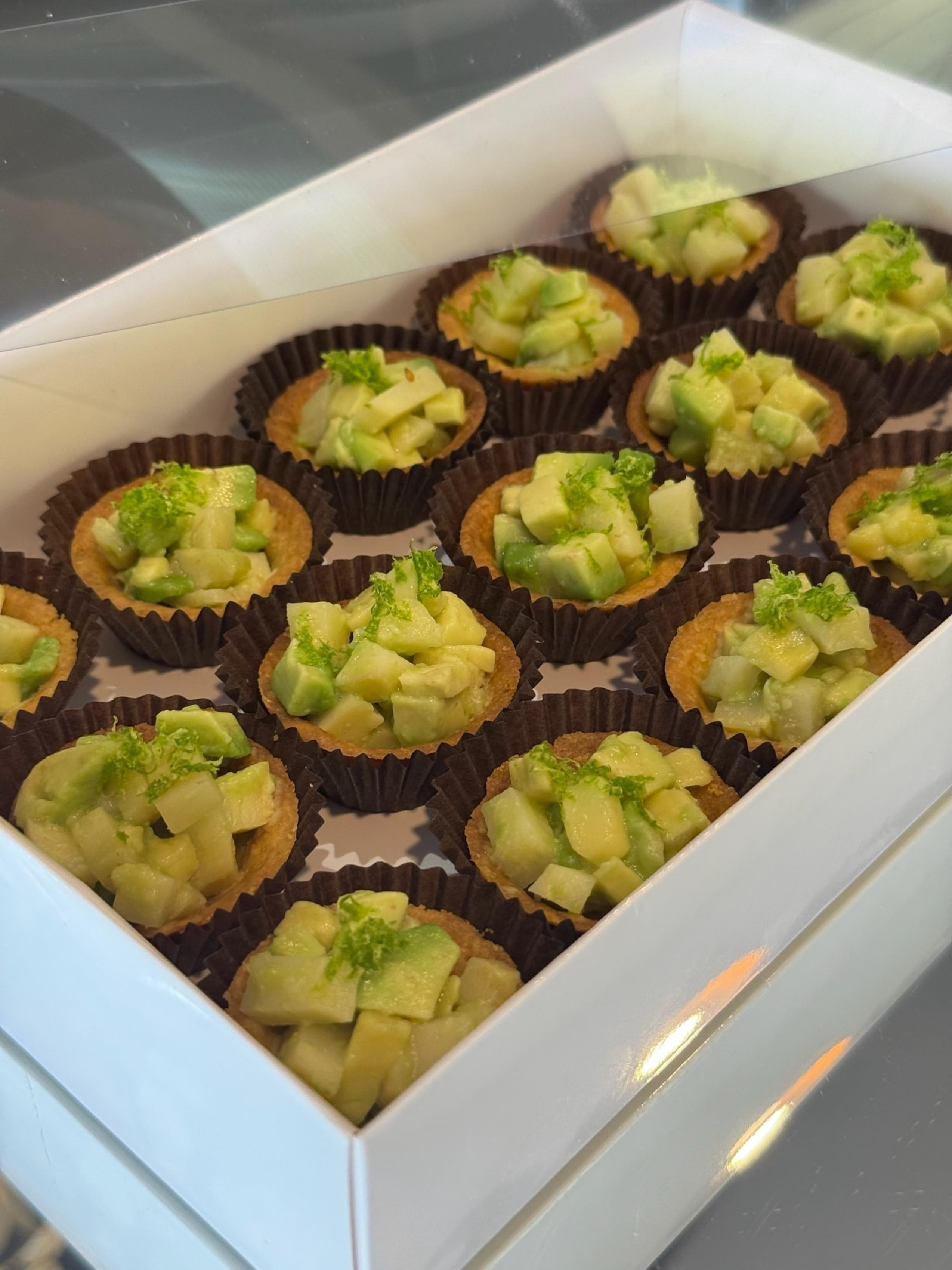 Avokado, Enginar Lime Tartolet (15 Adet)