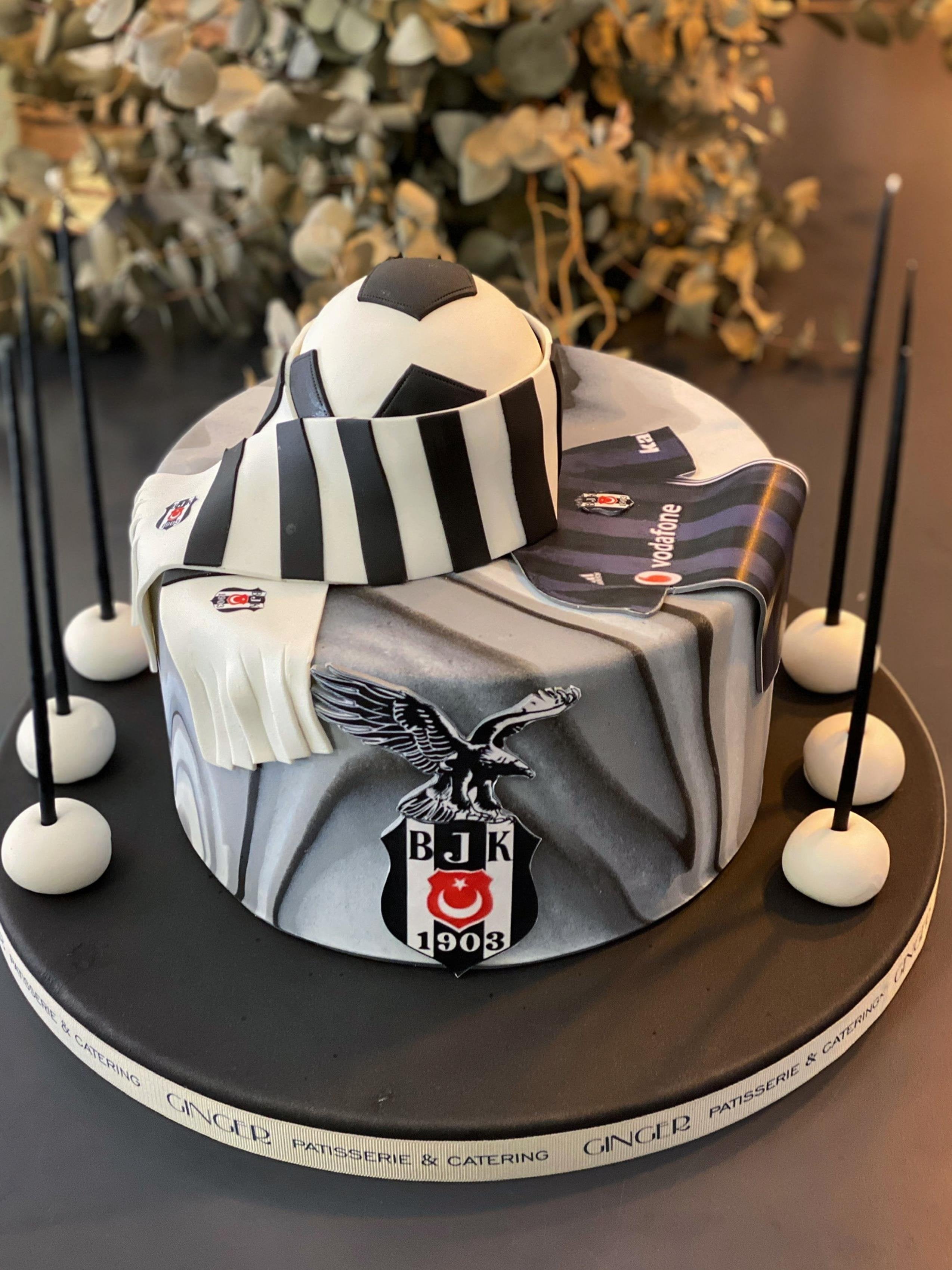 Bjk Temalı Maket & Seçilen İçerikte Pasta