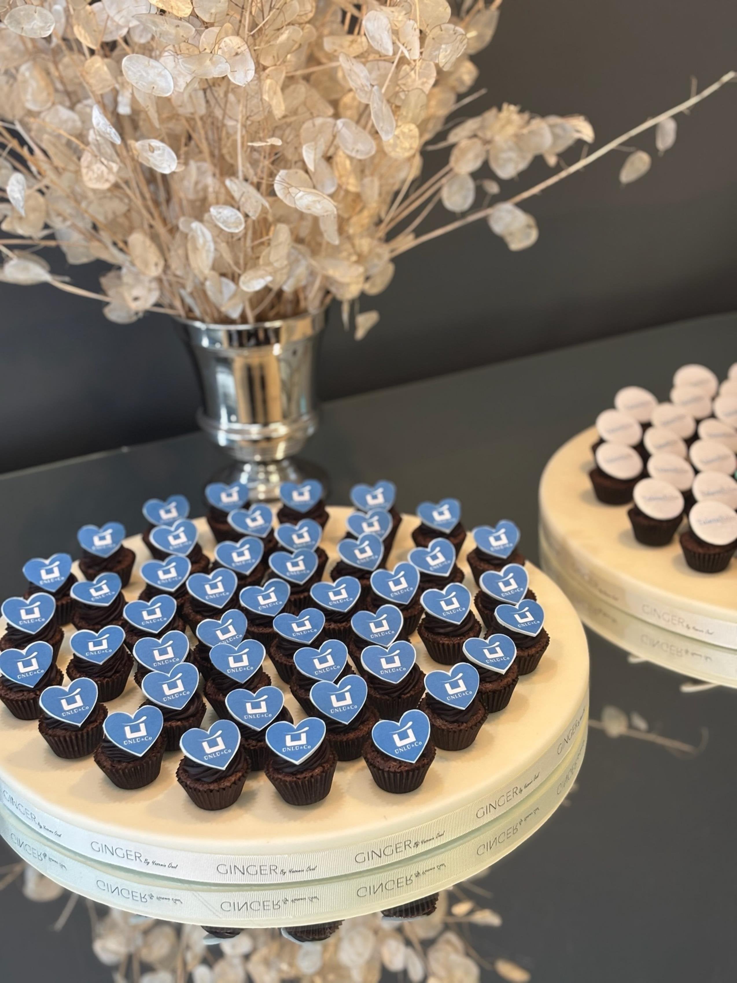 Marka Logolu veya Fotoğraflı Mini Cupcake