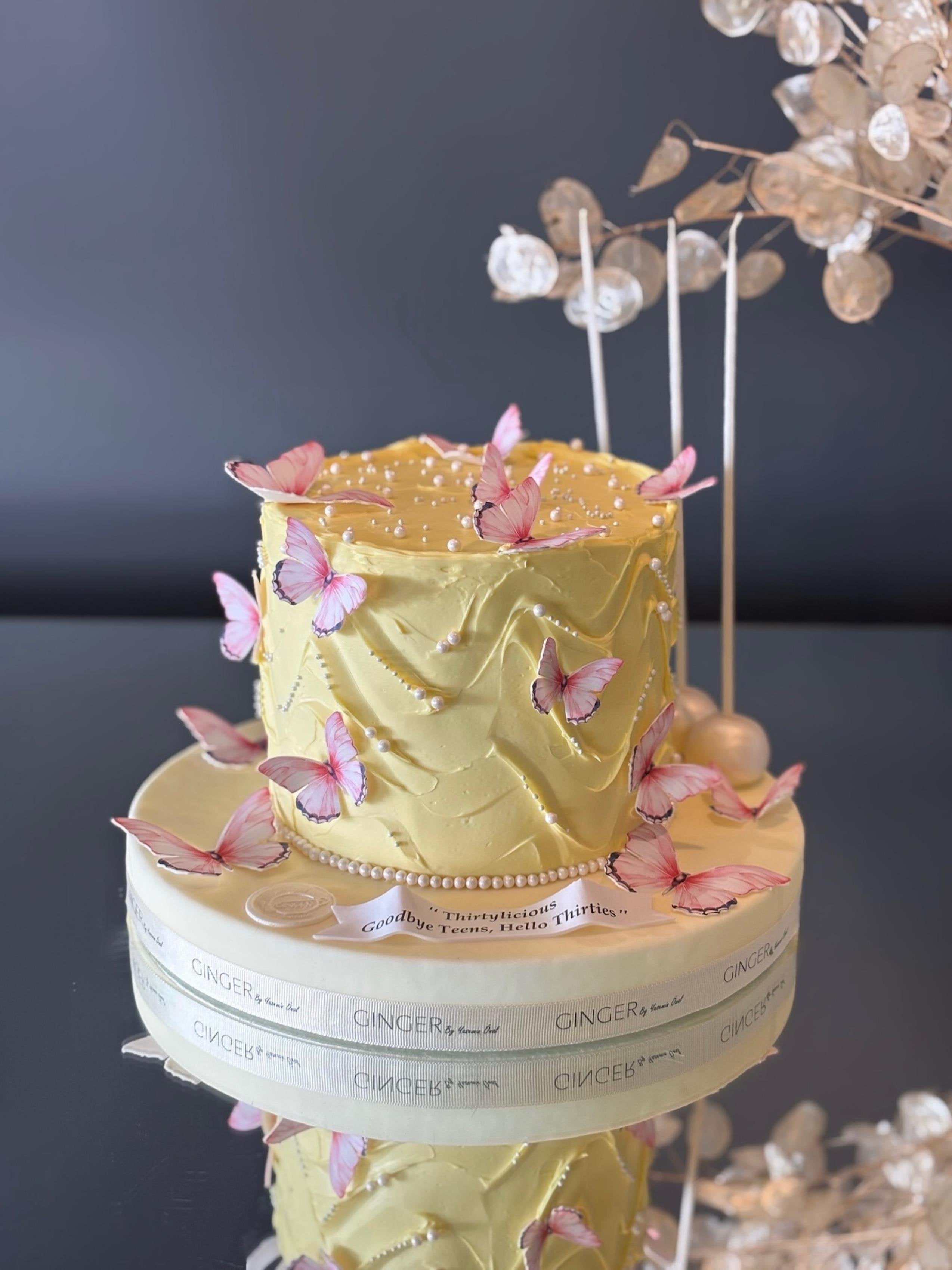 Pembe Kelebek Temalı Pasta