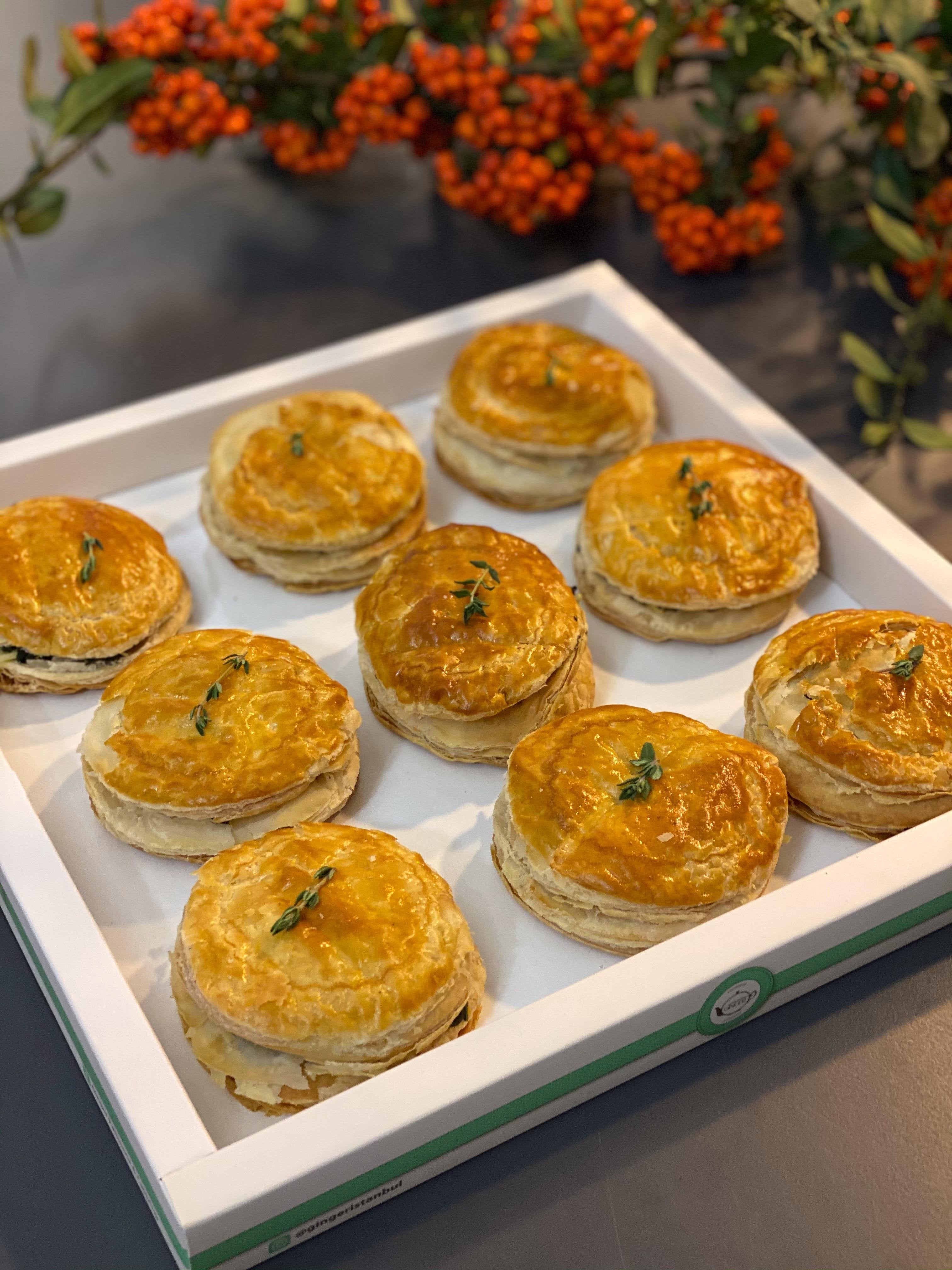 Porsiyonluk Tavuklu Mantarlı Vol Au Vent (9 adet)