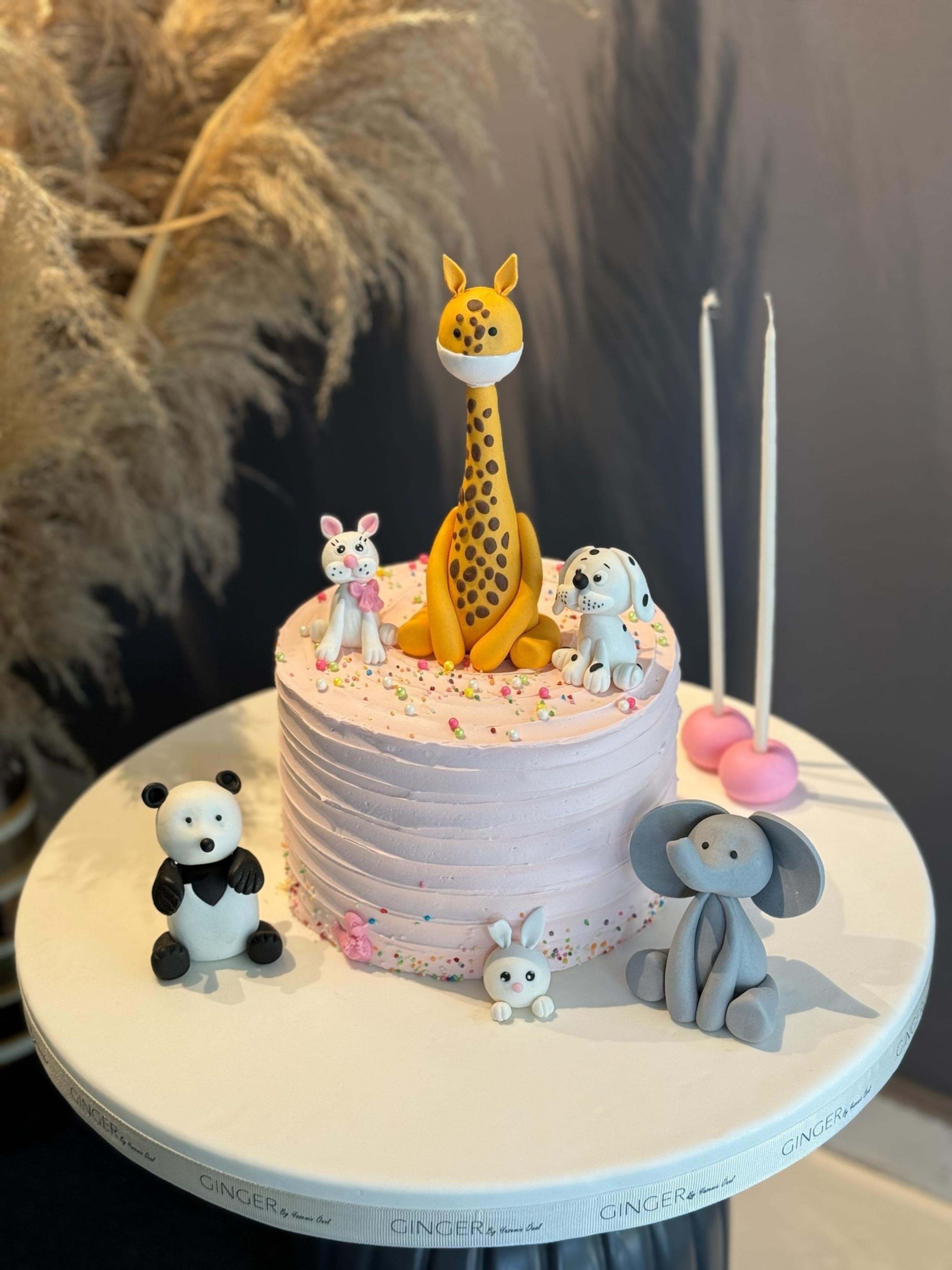 Safari Temalı Kız Çocuk Modeli & Seçilen İçerikte Pasta