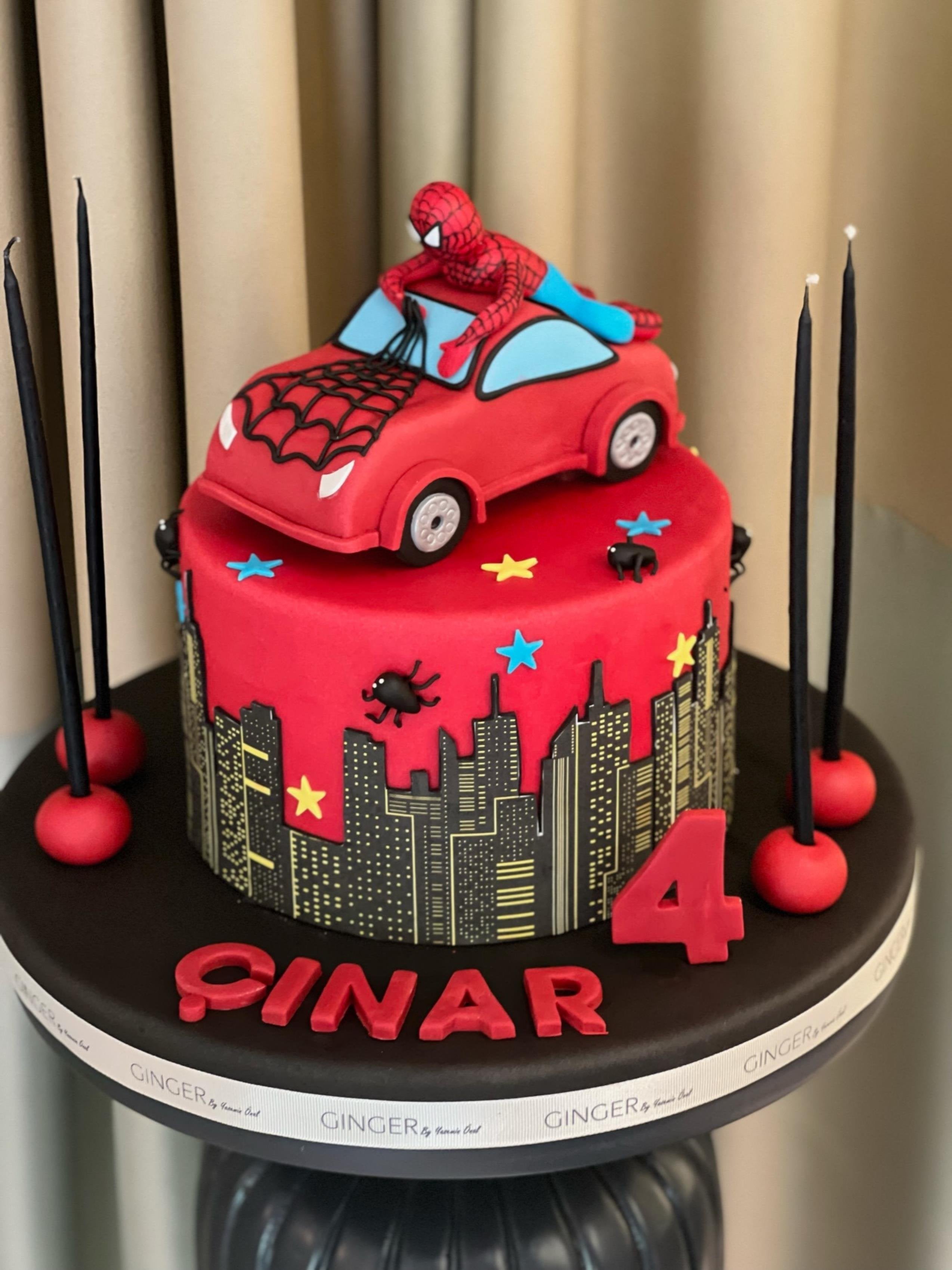 Spiderman Temalı Maket & Seçilen İçerikte Pasta