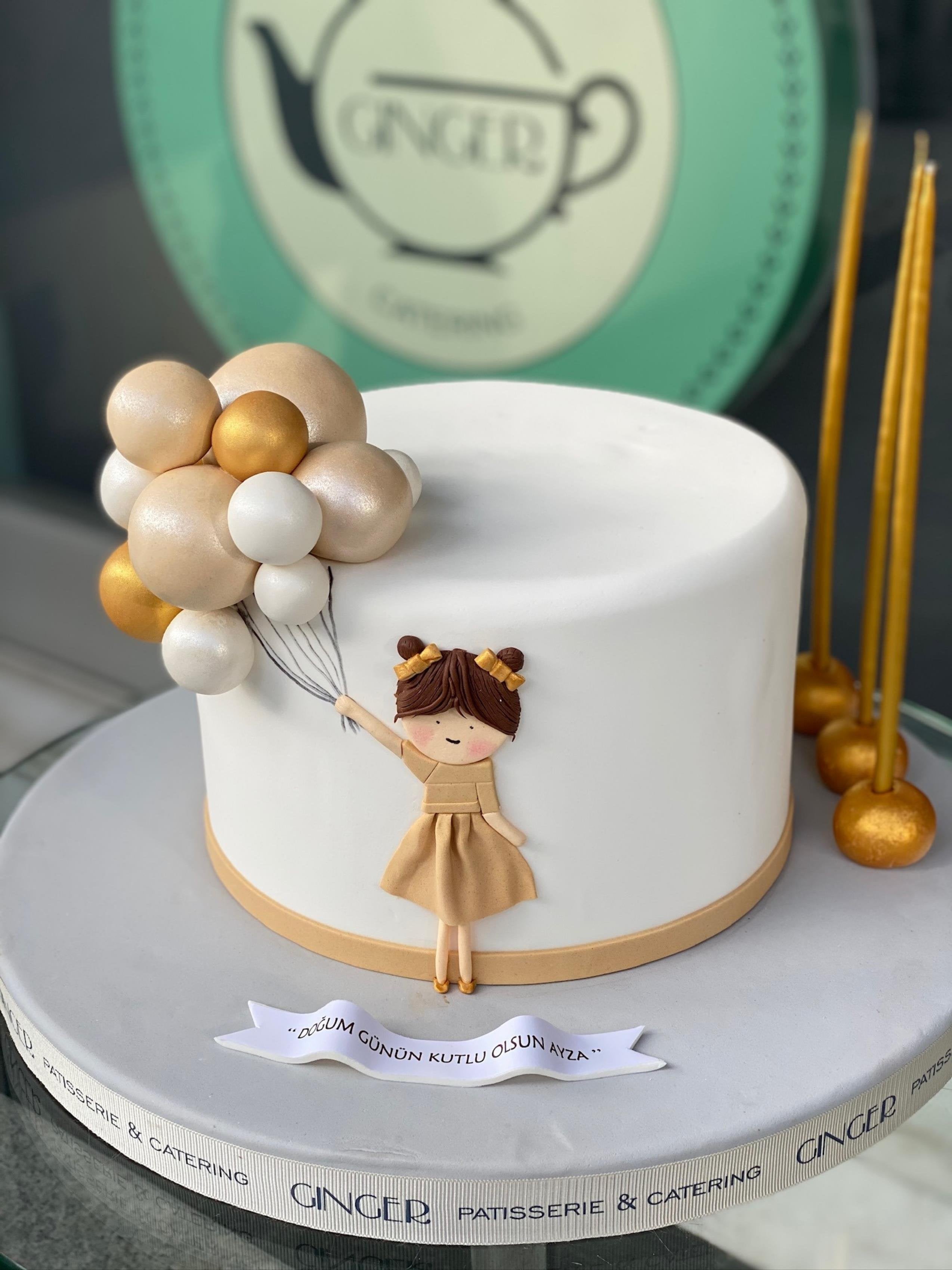 Uçan Balon Temalı Maket & Seçilen İçerikte Pasta